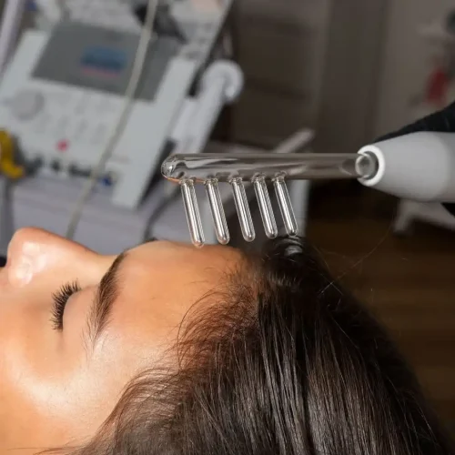 Advanced scalp analysis and hair loss treatment by a Trichologist in Perth.